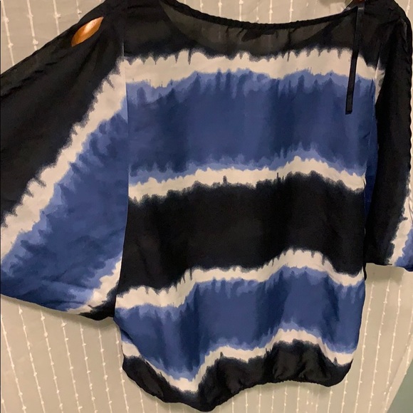 Converse Tie Dye Flowy Blouse - Picture 5 of 6